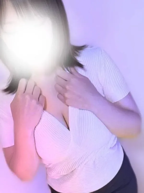 葉月めい