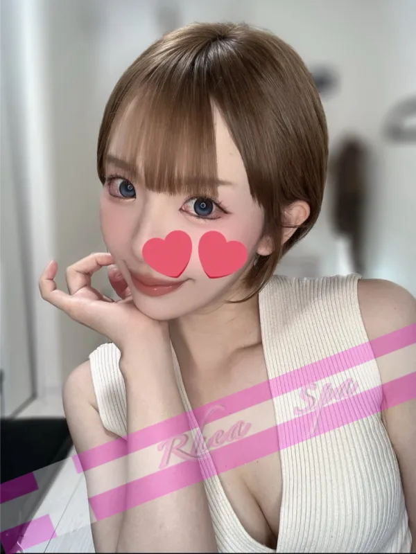 緋色ゆい