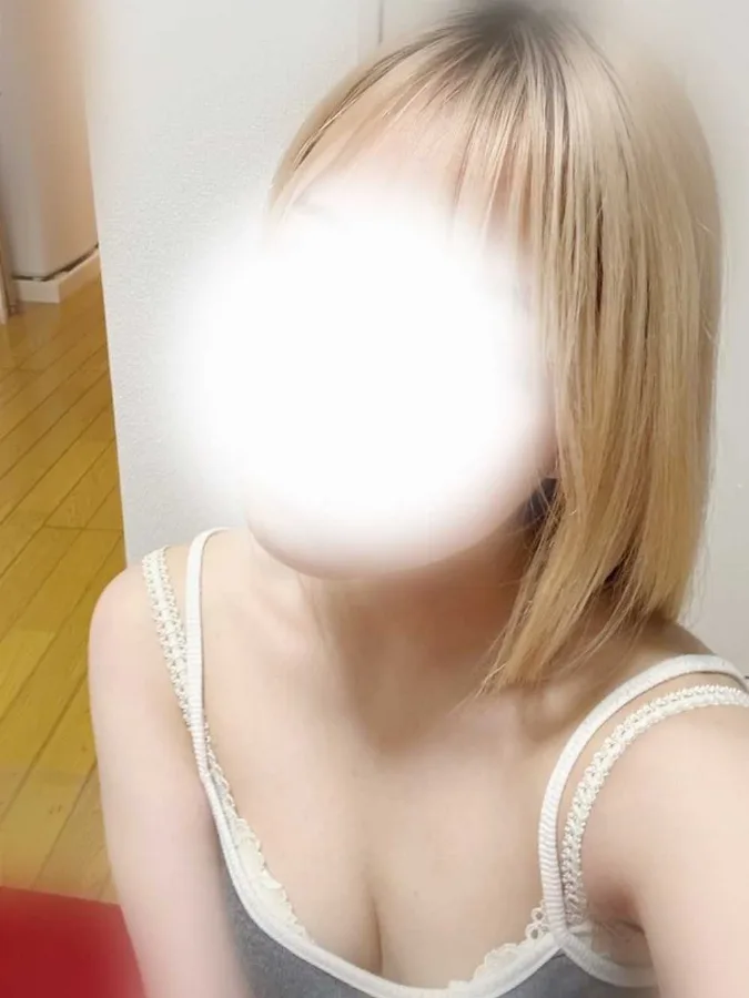 涼音かのん