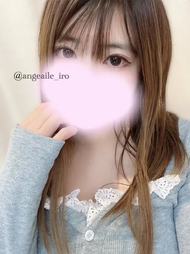 逢坂いろは
