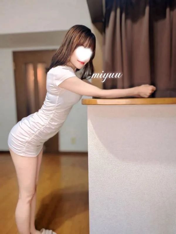 安座間みゆう
