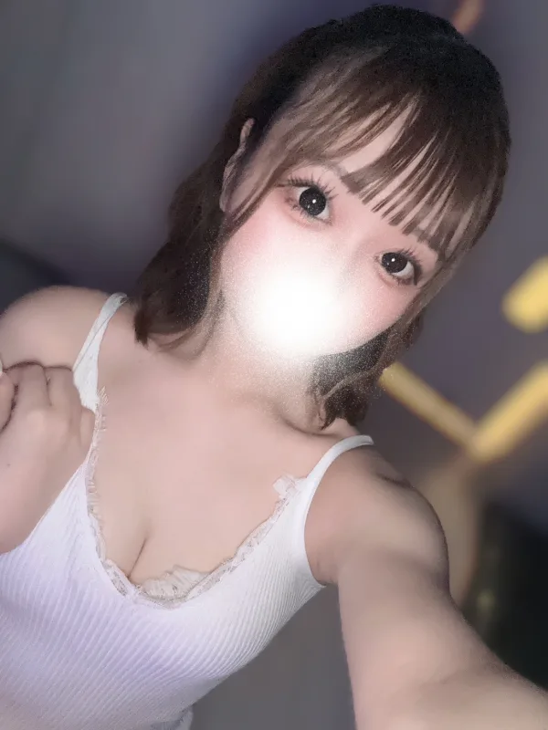 綾瀬りな