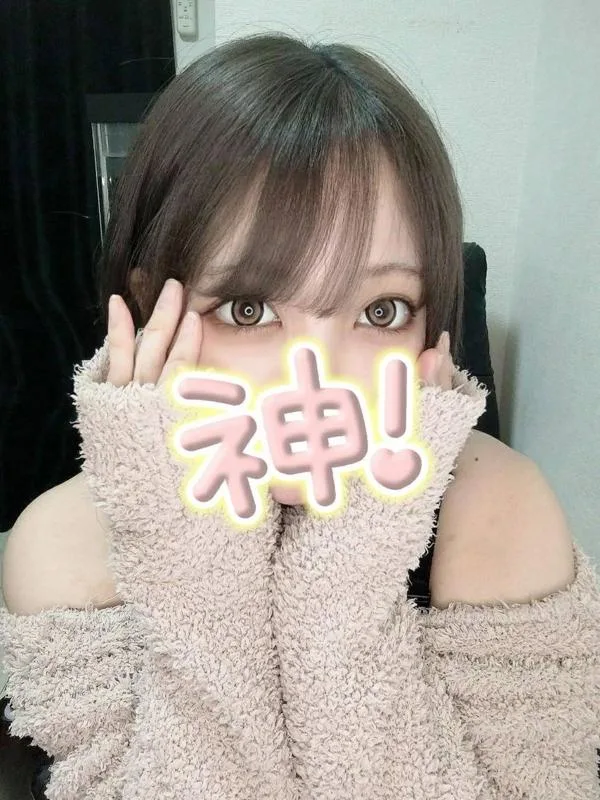村瀬なぎ