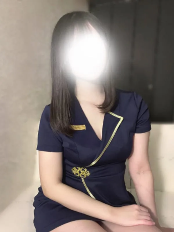 橘なぎ
