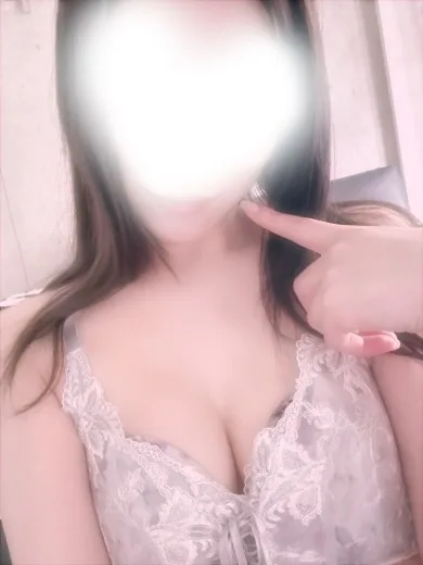 桐崎せな