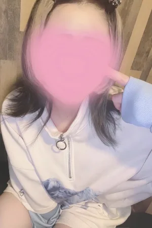 桐谷 まな