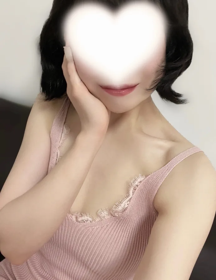 餅田すみれ