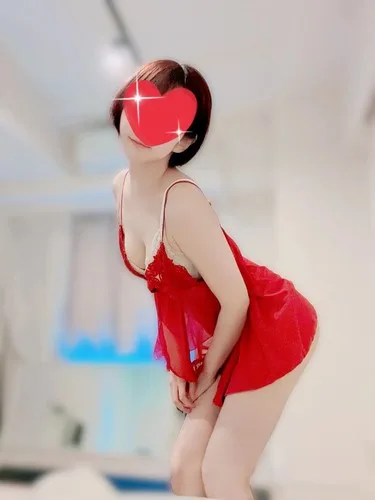 葉月いより