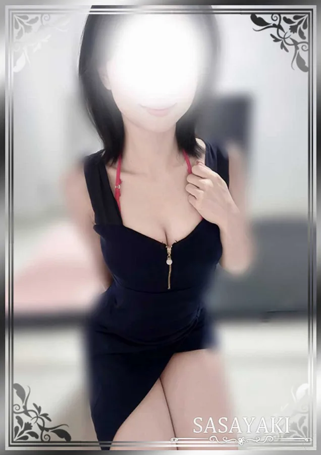 桃乃かぐや