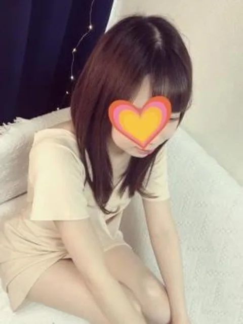 綾瀬るな
