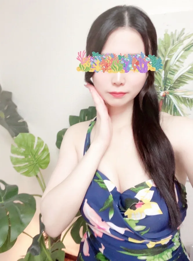 坂口 ひなの【アナウンサー系巨乳♡】