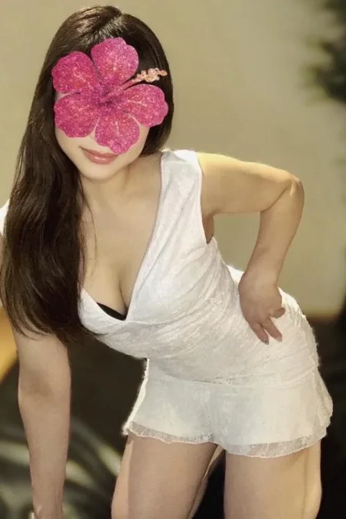 柳沢留衣