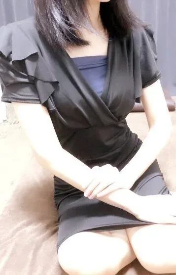 葉山しおり(32)