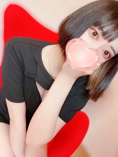 るるな【エグイ可愛さ♡本気の施術】