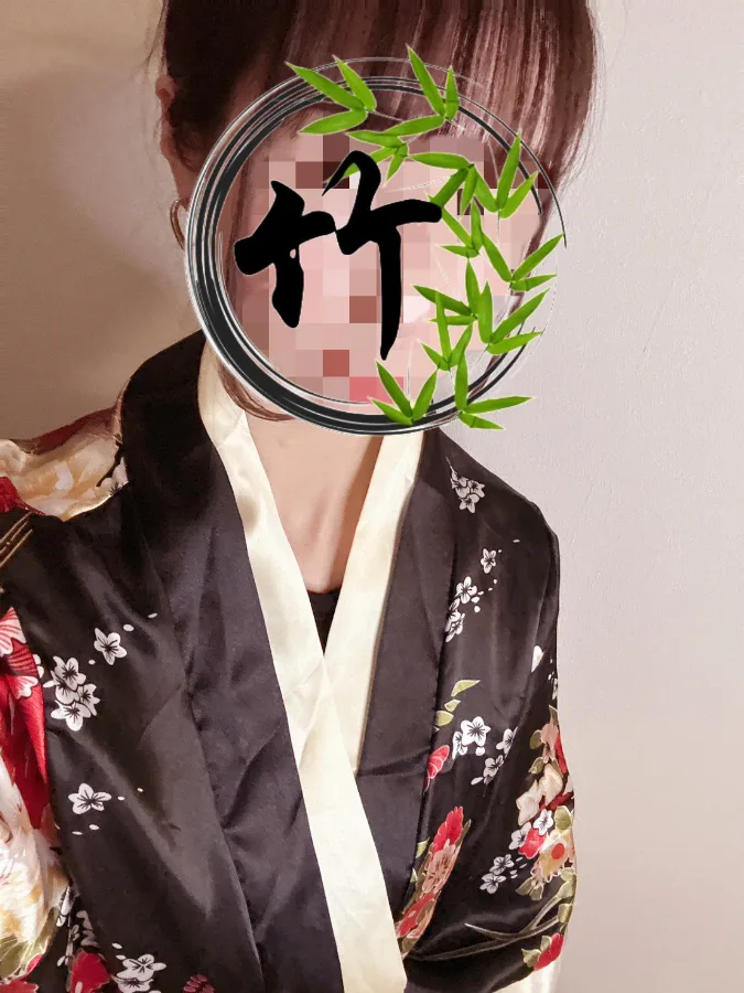雫(シズク)