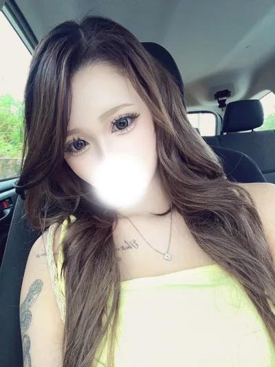 るあ