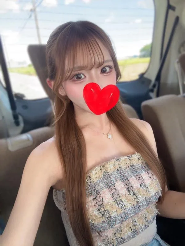 みい