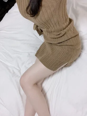 しゅり~黒髪清楚の美人~