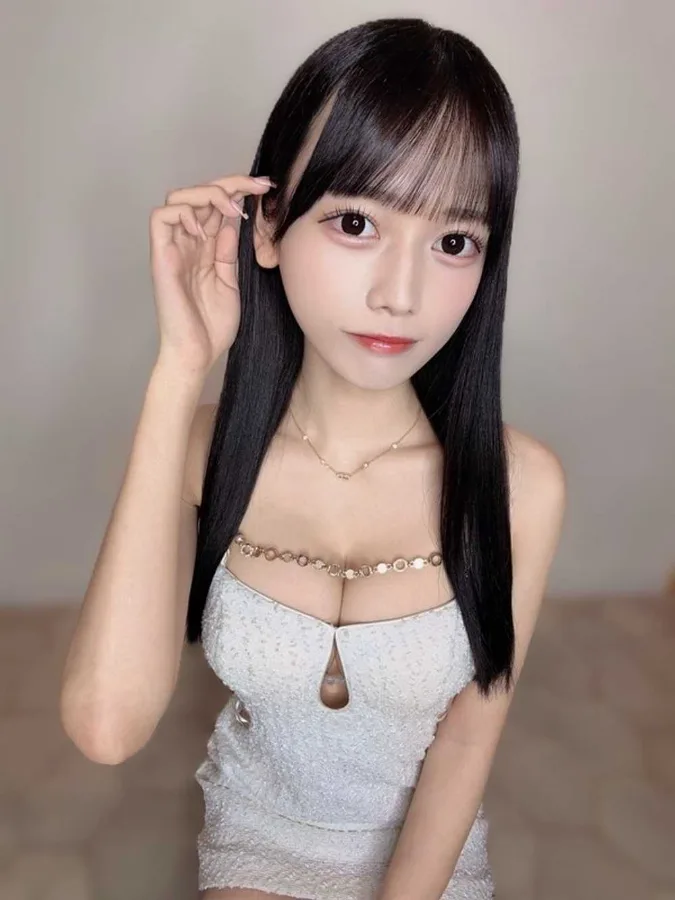 水瀬ひな