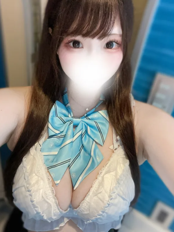 葉月まお