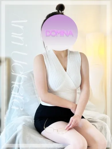 上原あんり