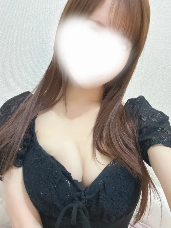 成宮せりな