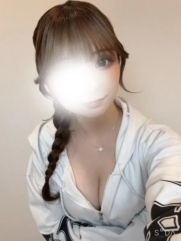 稲葉あみ