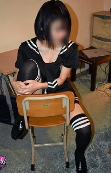 伊集院くらら(18)
