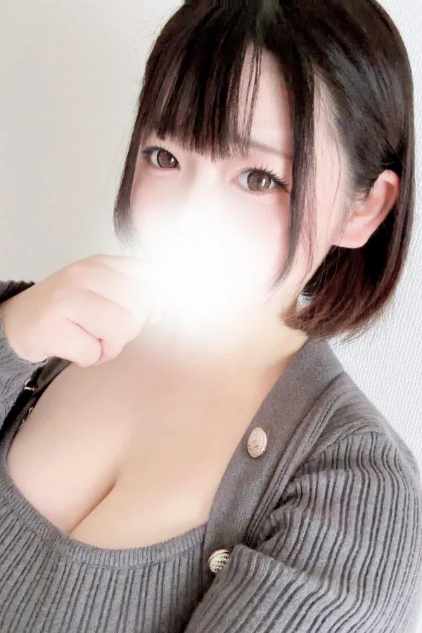 仲里まなみ