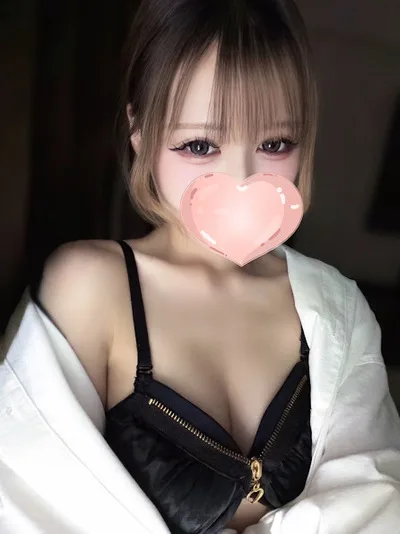 ゆあ【距離感バグる♡小悪魔セラピスト】
