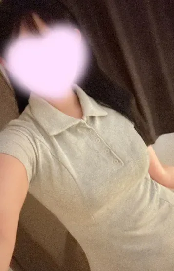あやか(23)