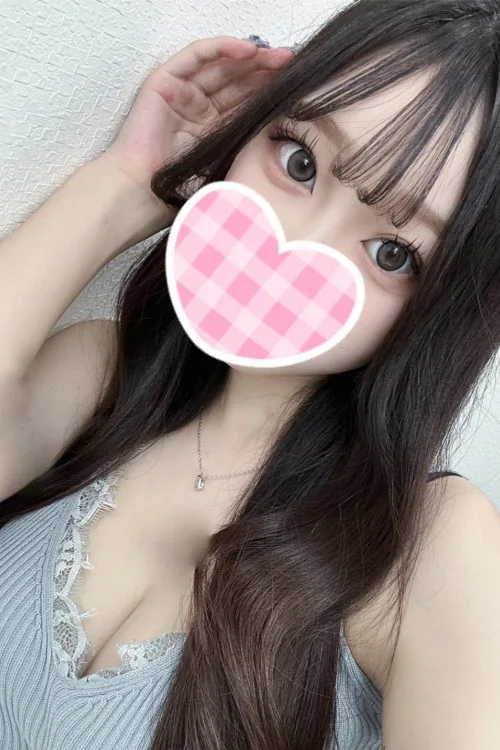 メル(20)