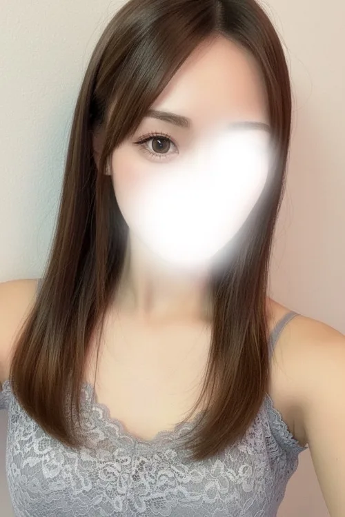 美月 あいな