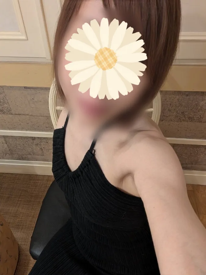 Uekara Mariko(ウエカラ マリコ)