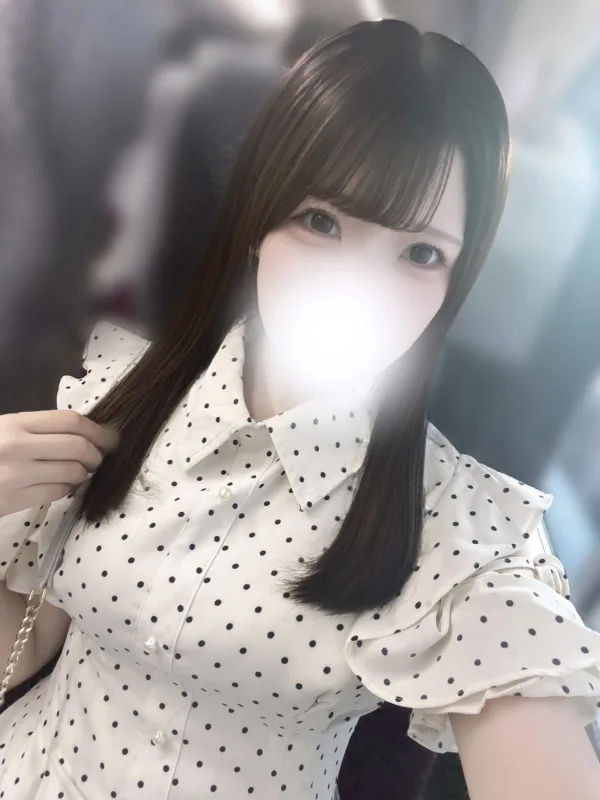 えみい