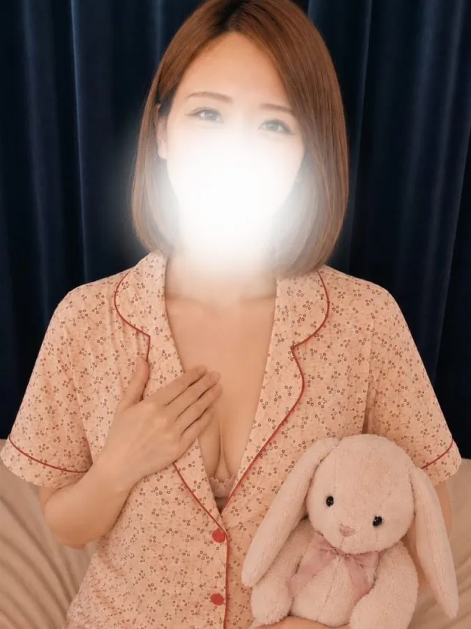 くろむ