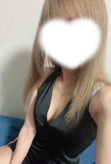 ひな(23)