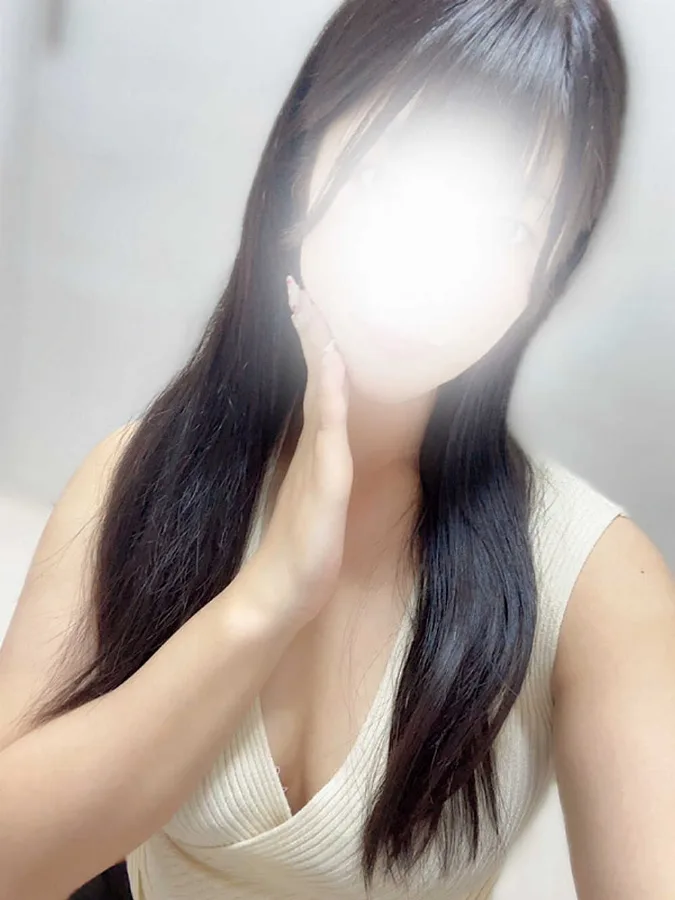 七瀬なぎさ
