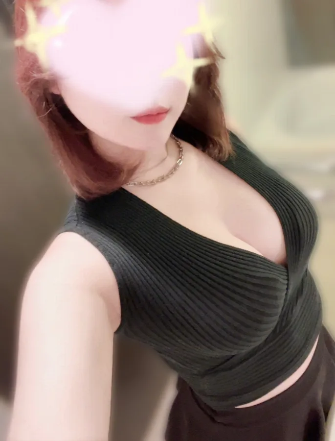 ゆりな