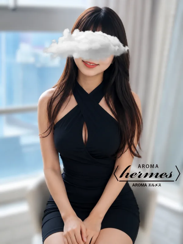 新内 ゆあ