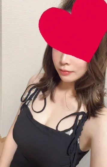 藍沢はな(25)