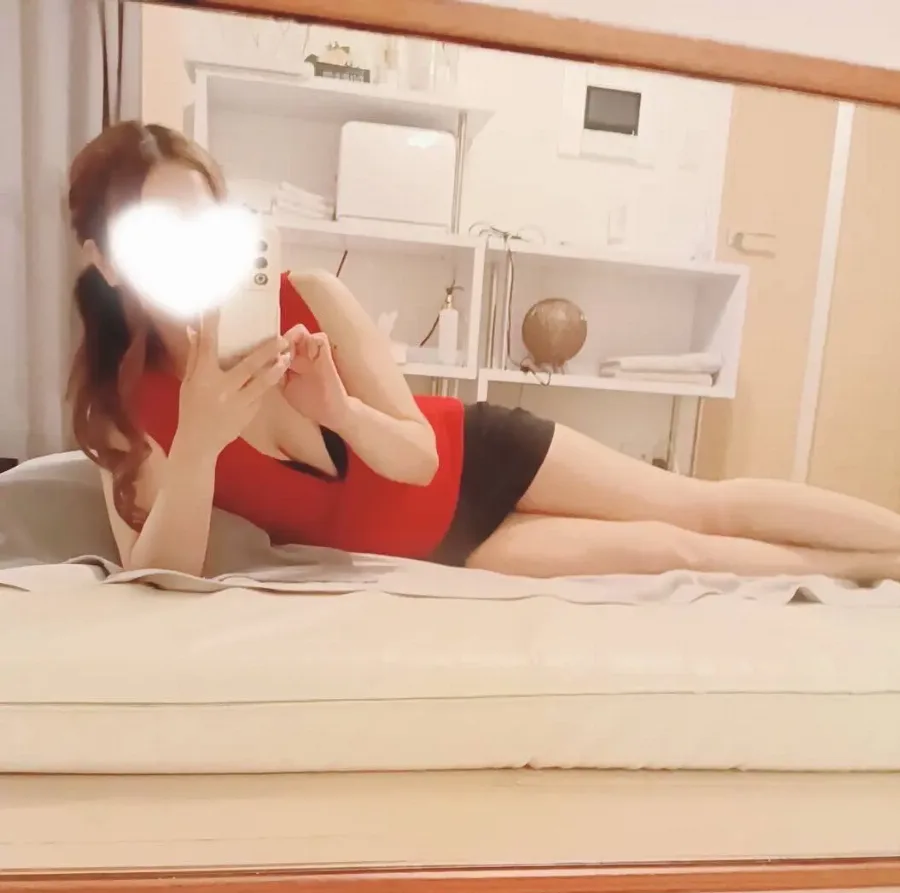 酒井あやめ