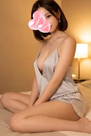 雛形めぐ