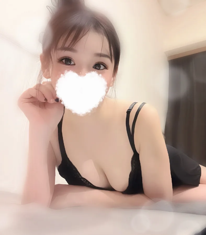 華川あゆ