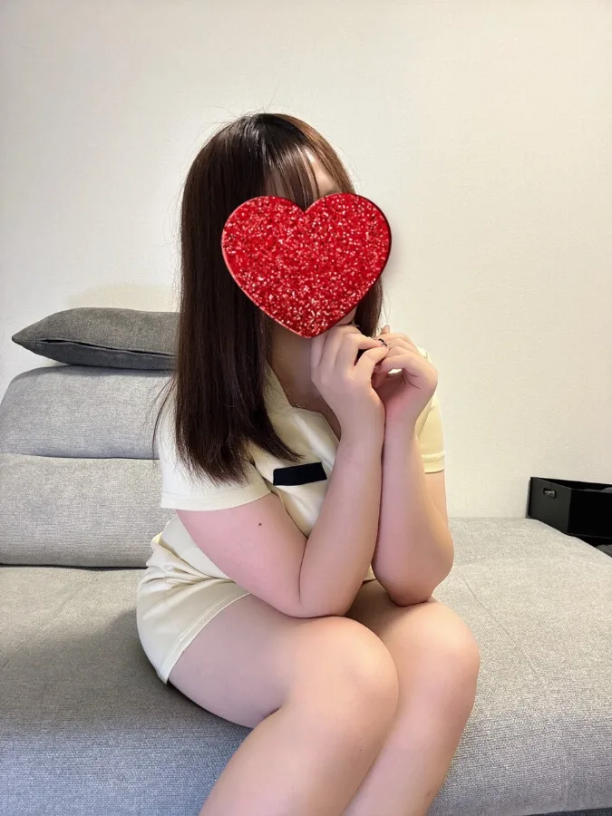 成瀬　しおり