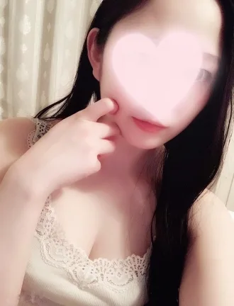 凛子〜魅力スレンダー美女