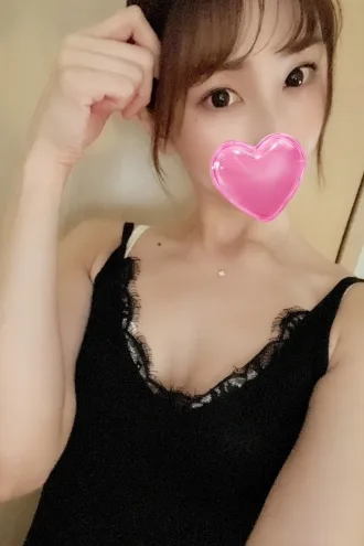 新庄れな