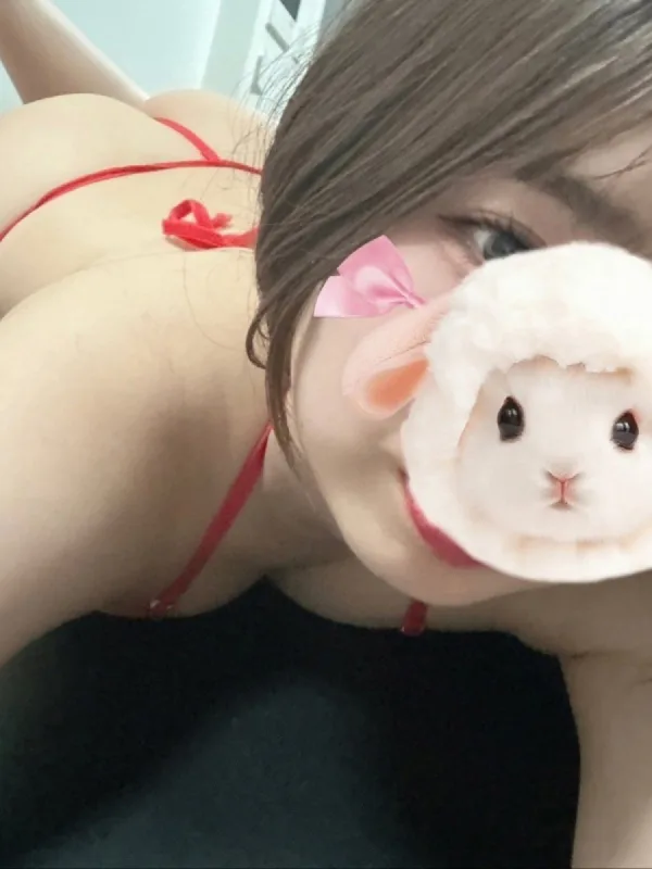 成瀬ひなた
