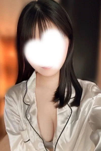 皇(すめらぎ)つむぎ