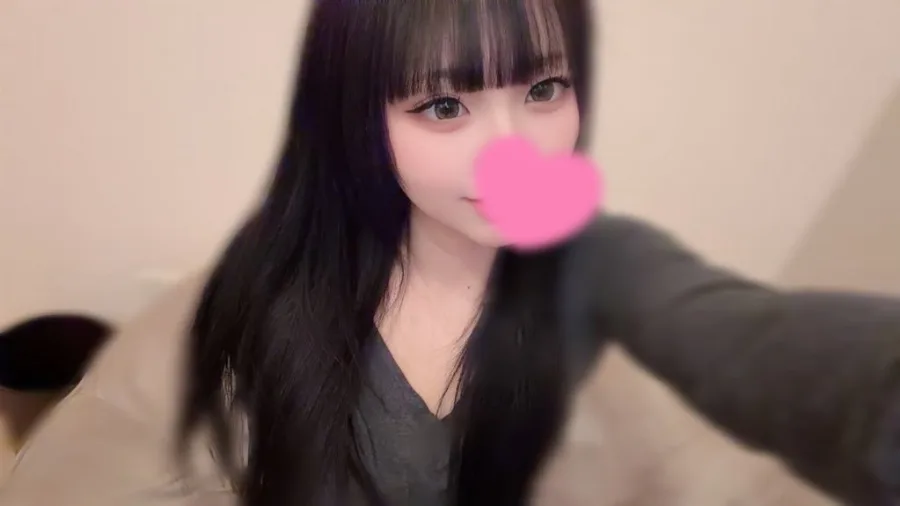若槻ゆめ